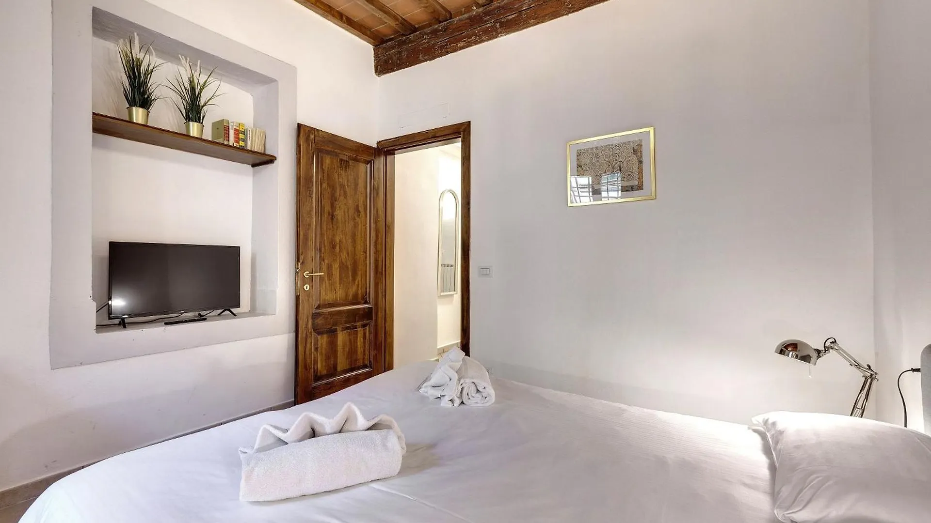 Palazzuolo Tower Apartments By Mamo Florence